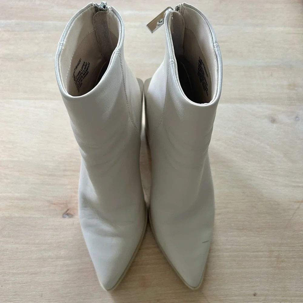 Steven Madden Tish Ankle Boot in Bone Leather